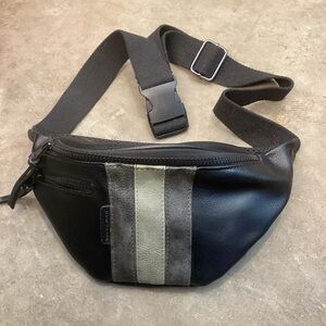 James Campbell Unisex Black & Grey Leather Belt Waist‎ Bag